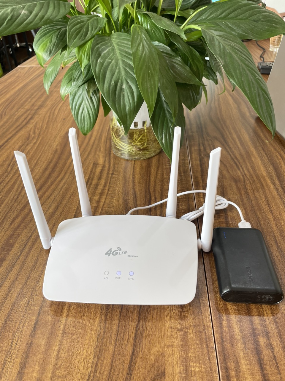 Bộ phát wifi 4G R102 N405